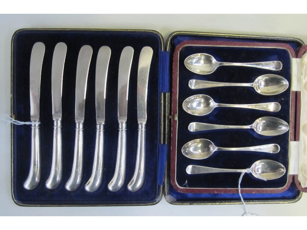 Appraisal: Lot comprising cased set of six silver spoons Sheffield and