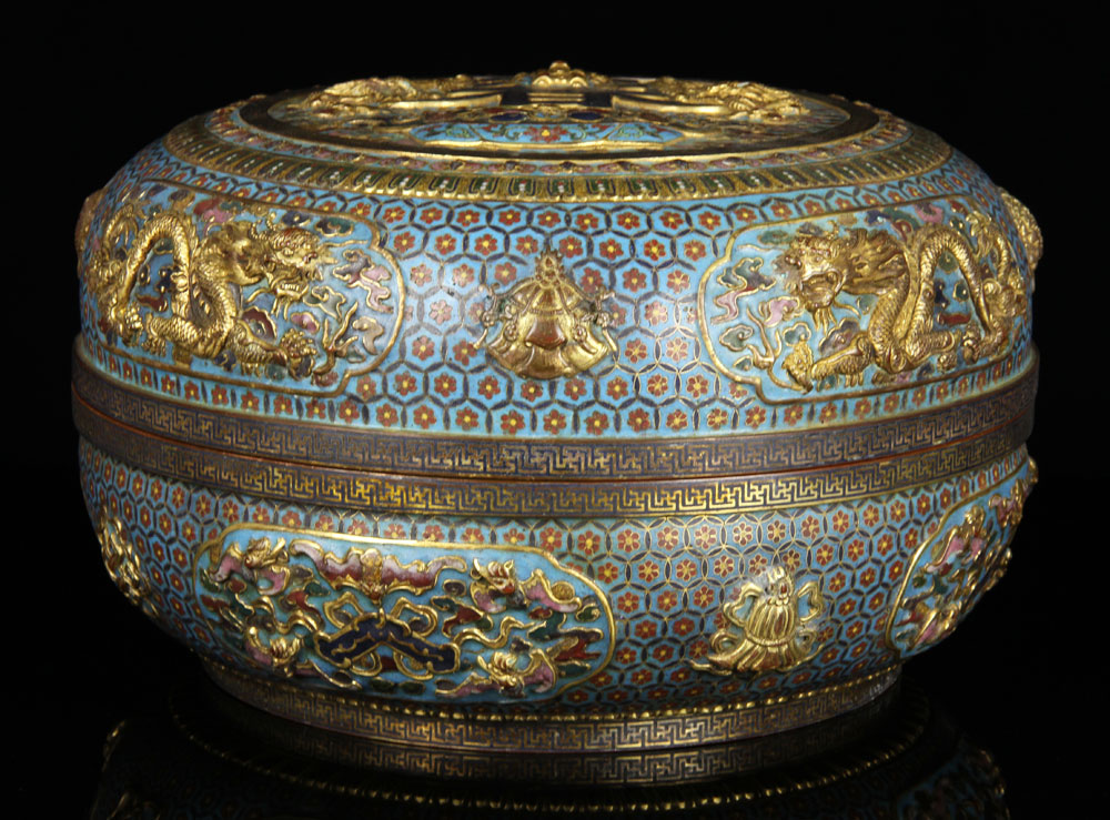 Appraisal: - Chinese Round Chun Box Cloisonn Chinese round box cloisonn