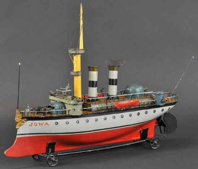 Appraisal: MARKLIN ''IOWA'' ORIGINAL CREW FIRST SERIES CRUISER Germany clockwork well