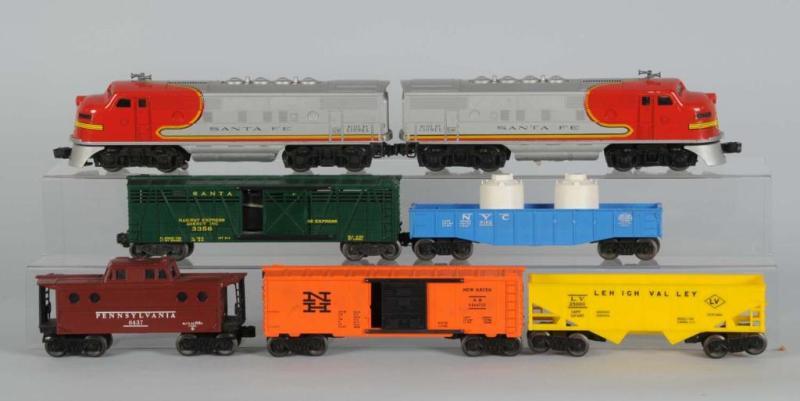 Appraisal: Lionel No W O-Gauge Freight Set in OB Description Post-war