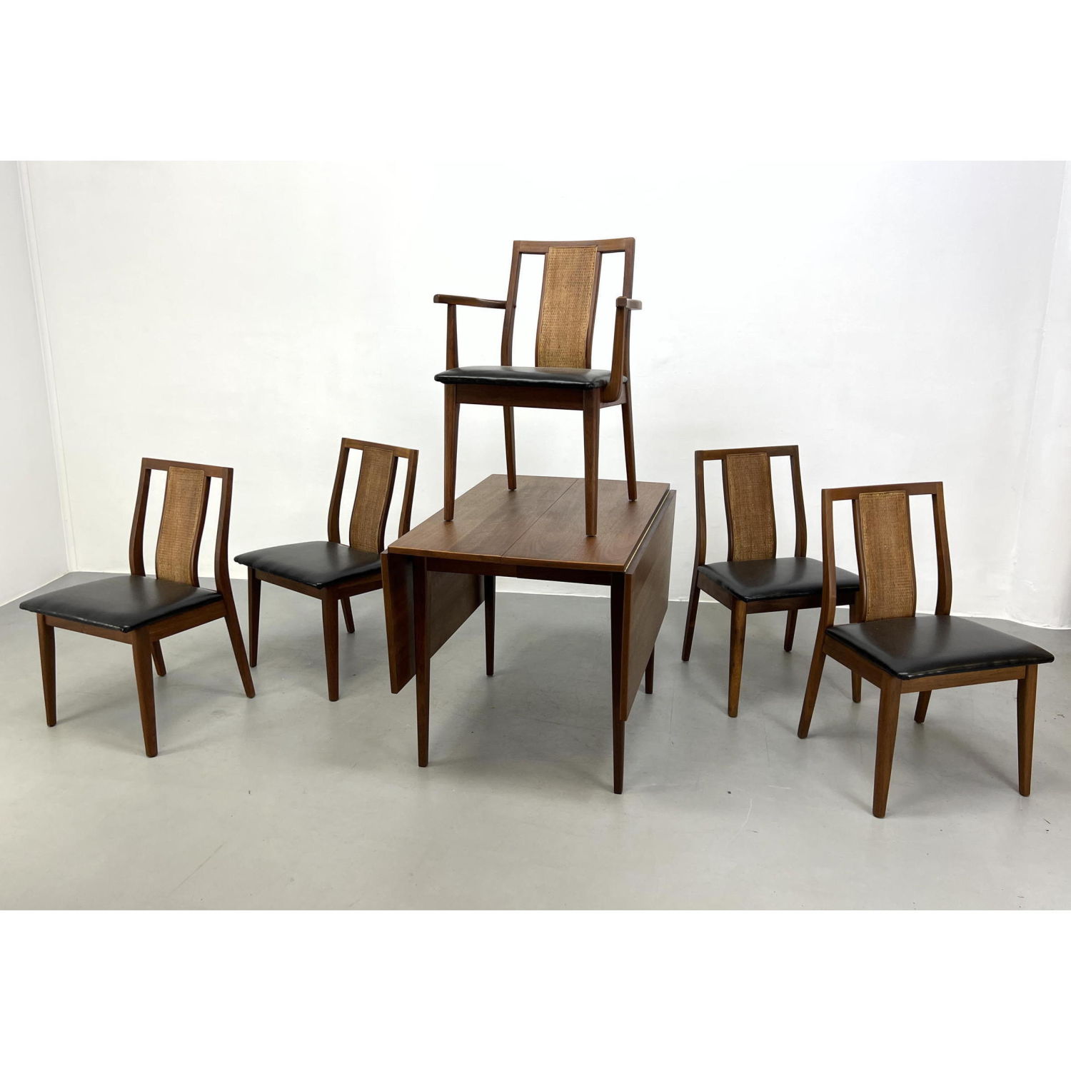 Appraisal: HIBRITEN chair company dining set Drop leaf Table and chairs