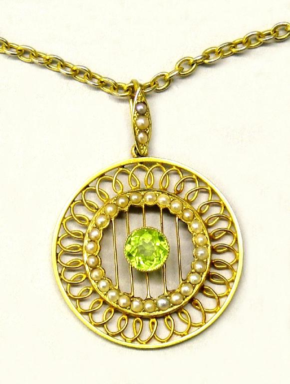 Appraisal: Attractive ct circular pierced pendant set with a peridot and