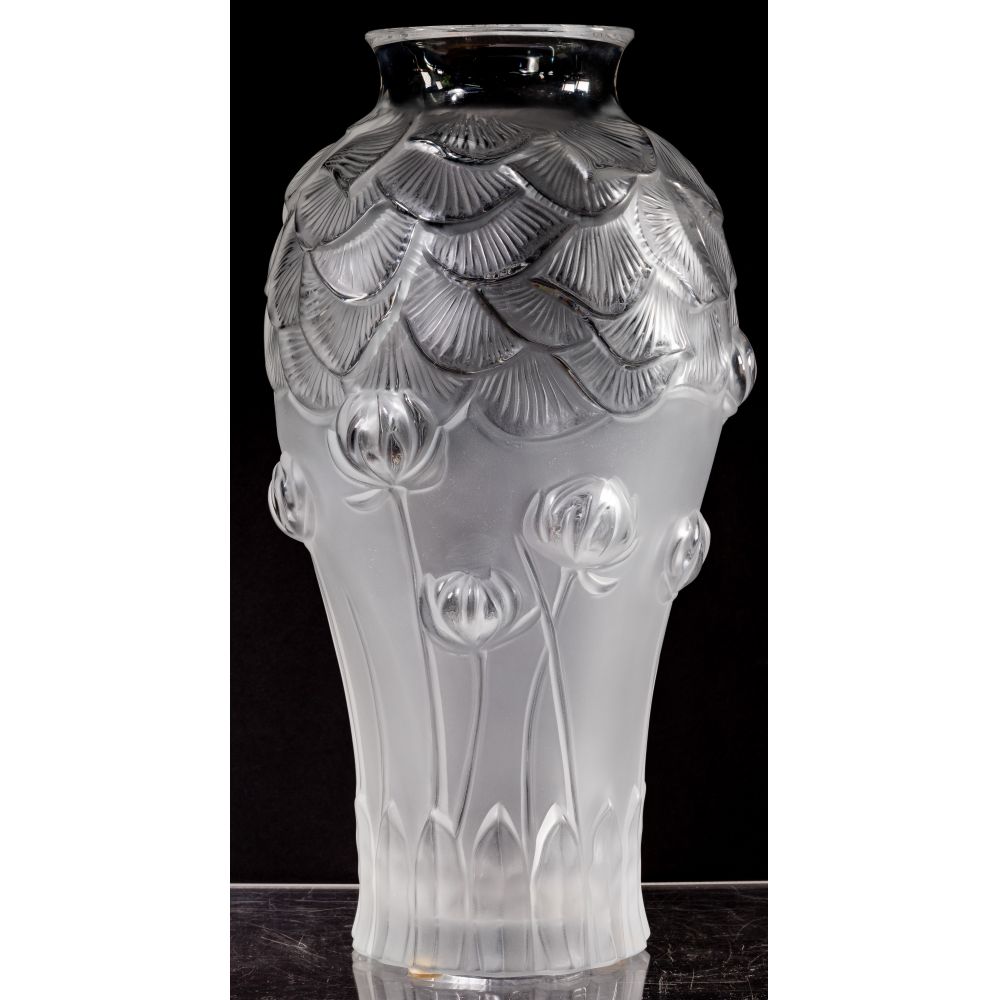 Appraisal: LALIQUE CRYSTAL GIVERNY VASEFrosted glass lotus and water-lilies in relief