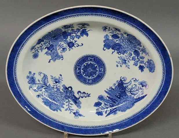 Appraisal: Chinese blue and white oval porcelain Fitzhugh pattern platter th