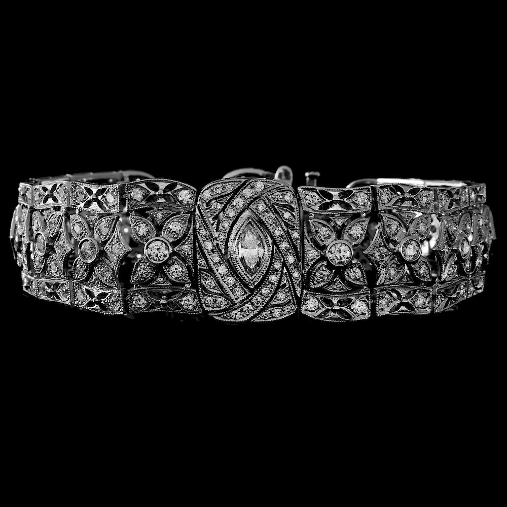 Appraisal: Diamond and K Gold Bracelet Carat Round Brilliant Cut Diamond