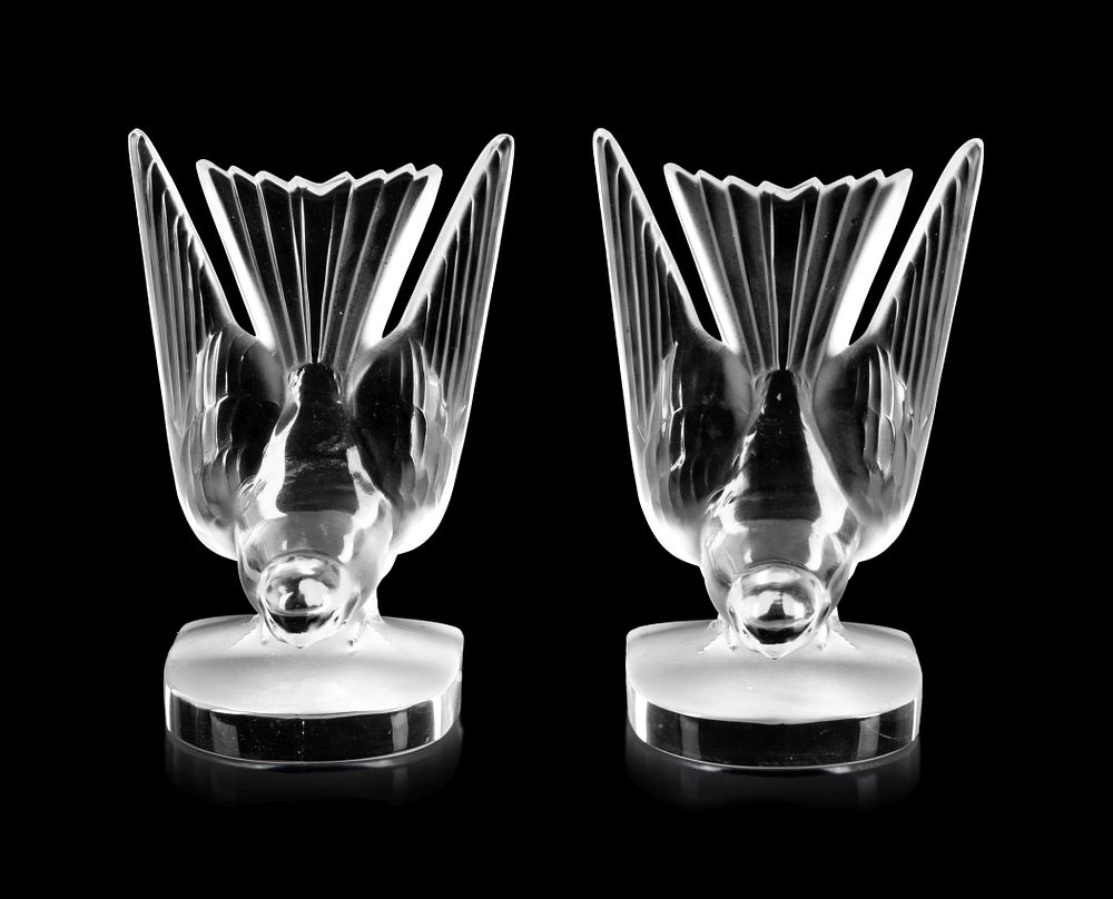 Appraisal: A Pair of Lalique Molded and Frosted Glass Deux Hirondelles