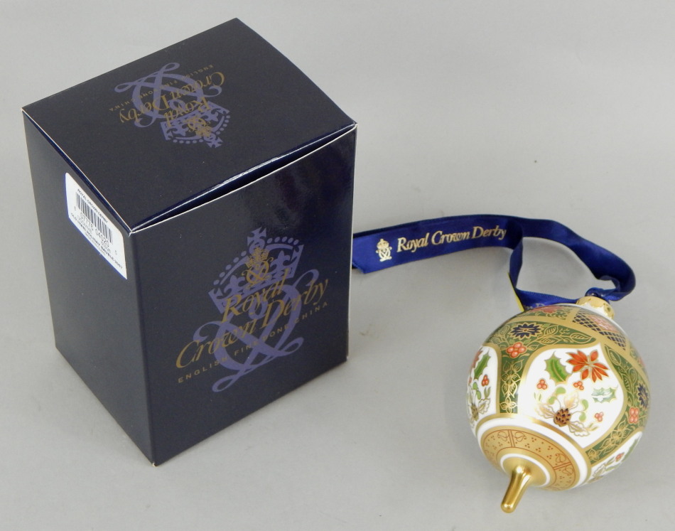 Appraisal: A Royal Crown Derby porcelain Christmas bauble in original box