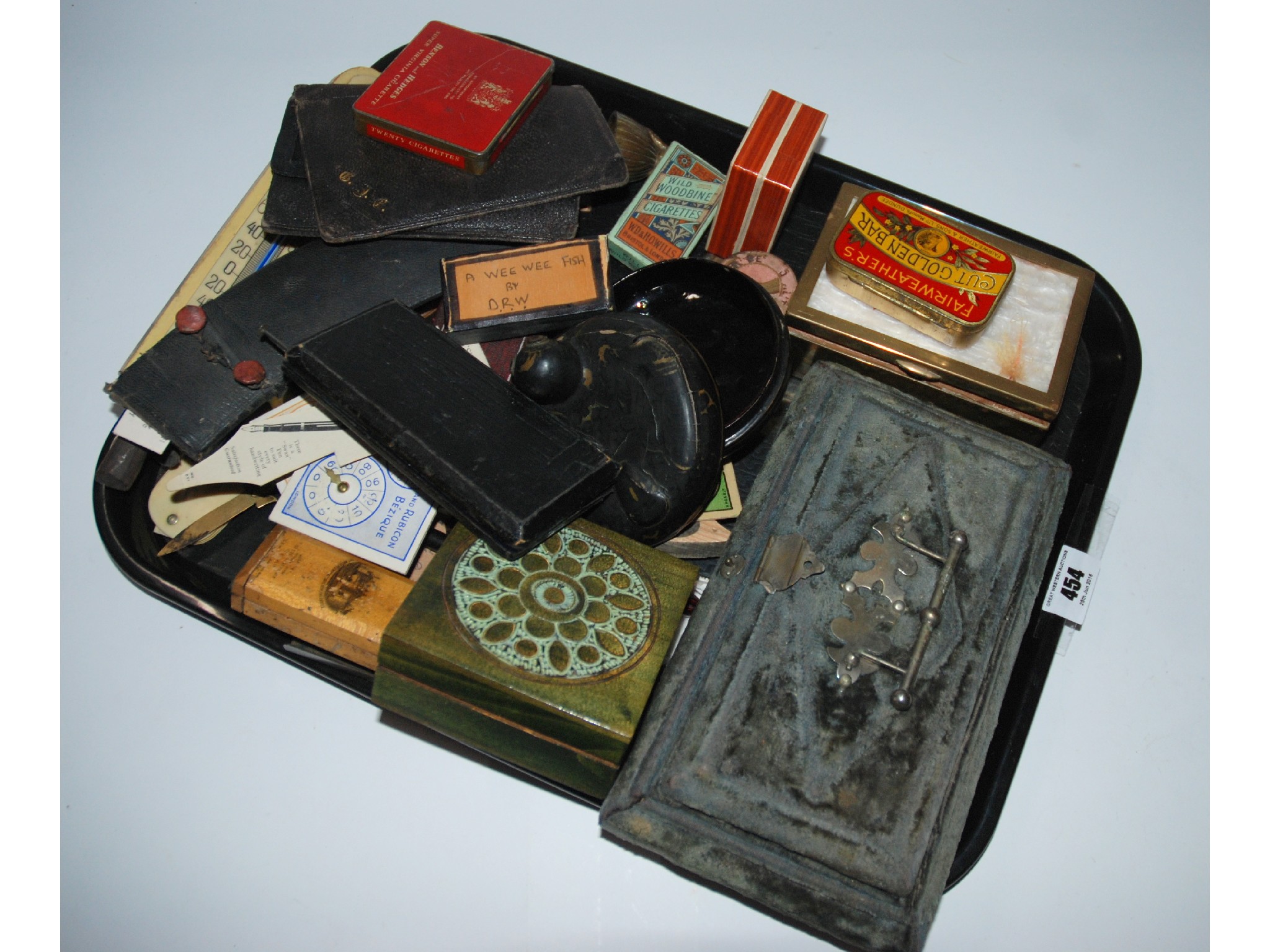 Appraisal: A tray lot of miscellaneous including pens Mauchlineware box loose