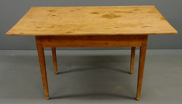 Appraisal: Country pine table th c with a one-board top pinned