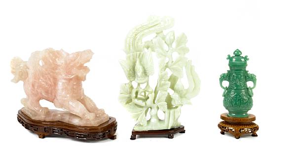 Appraisal: A group of five Chinese harstone carvings including a green