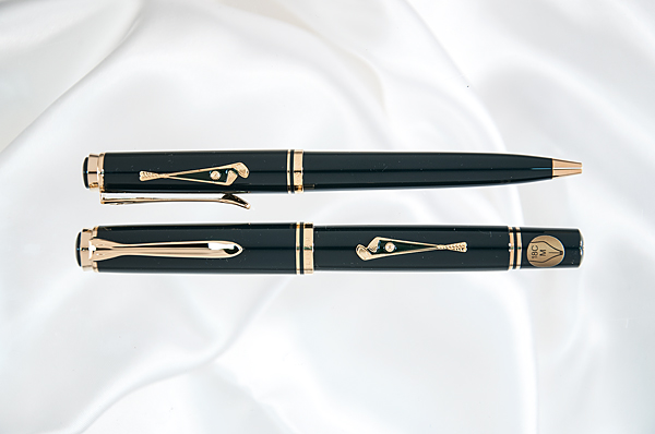 Appraisal: This C C pen set was designed on the Pelikan