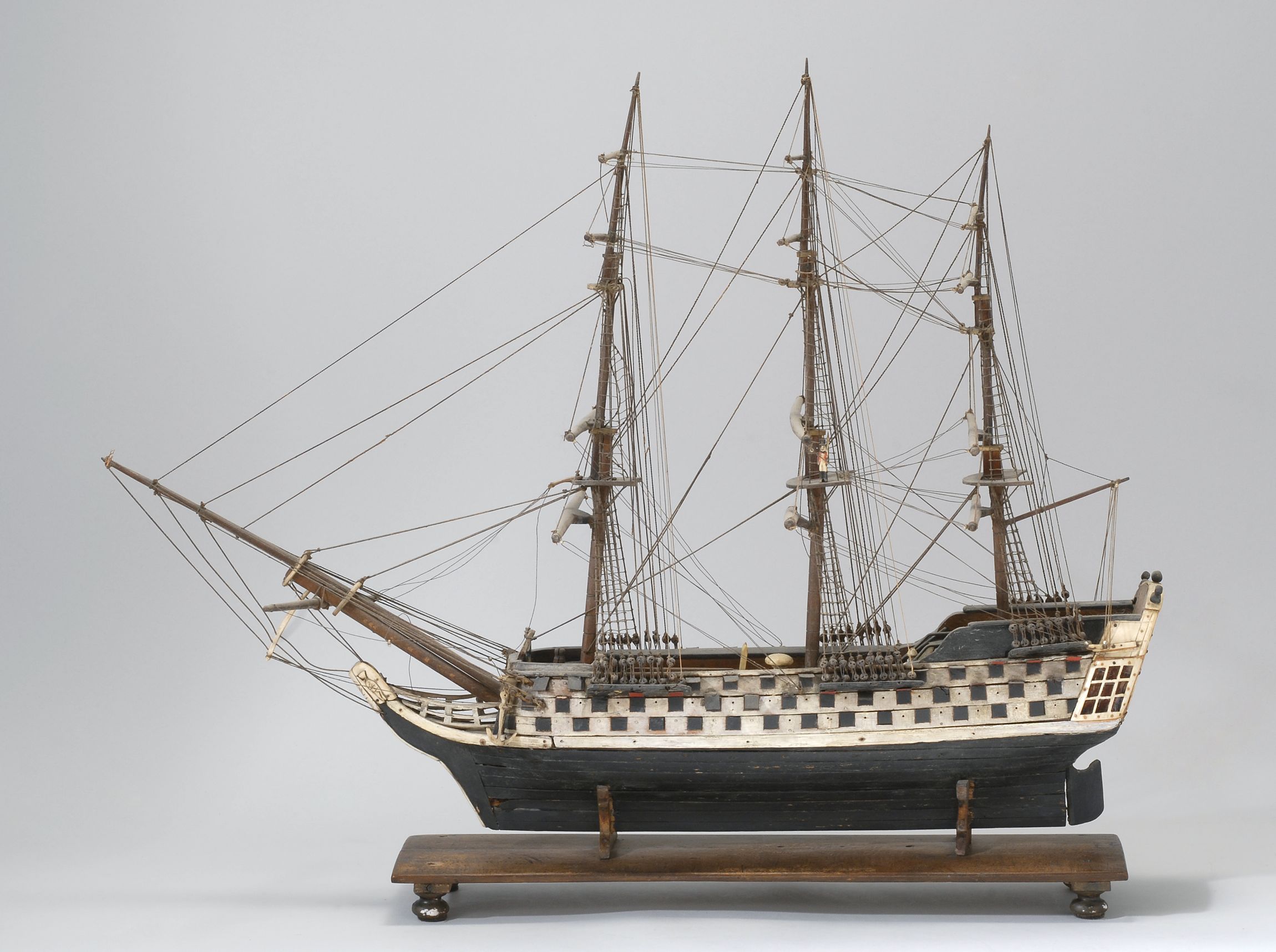 Appraisal: PRISONER-OF-WAR SHIP MODEL Early th CenturyNot available for international delivery