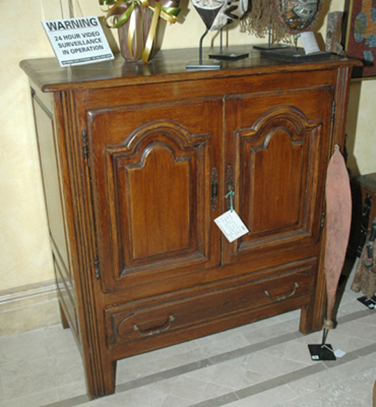 Appraisal: A FRENCH PROVINCIAL STYLE OAK SIDE CABINET The rectangular top