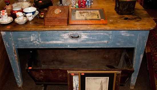 Appraisal: Victorian distressed wood worktable Estimate - No condition report supplied