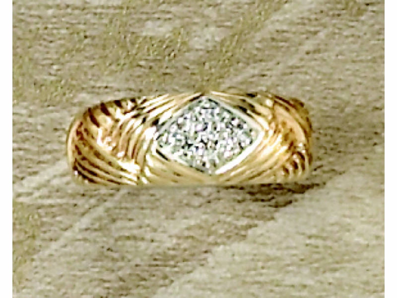 Appraisal: DIAMOND WEDDING BAND k yellow gold with basket weave design