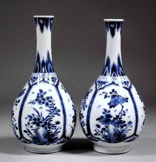 Appraisal: A pair of Chinese blue and white porcelain bottle shaped