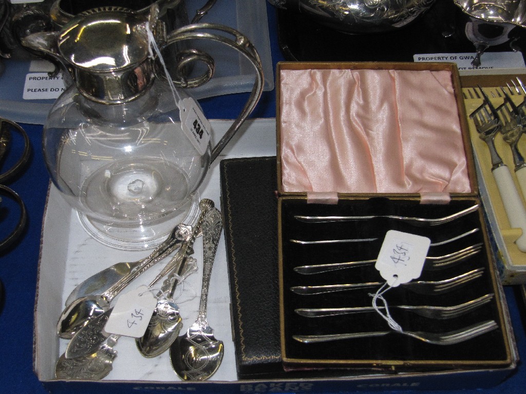 Appraisal: Lot comprising EP and glass claret jug two cased cutlery