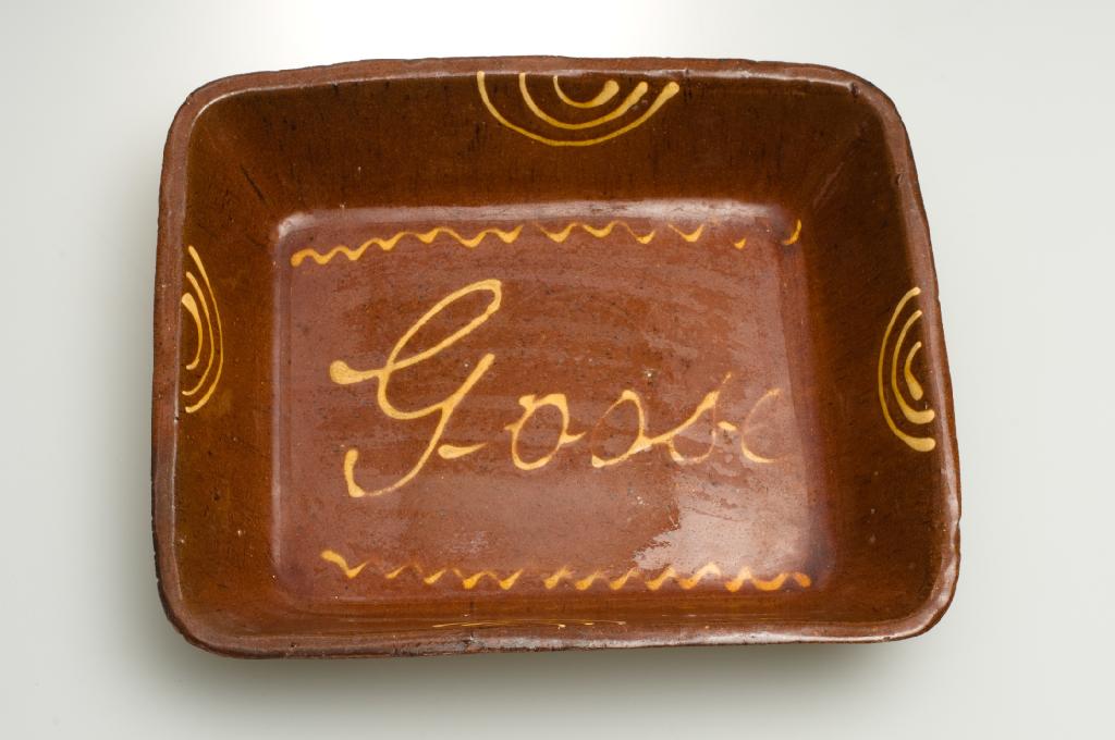 Appraisal: th CENTURY SLIPWARE GOOSE DISH POSSIBLY NEWCASTLE of rectangular form