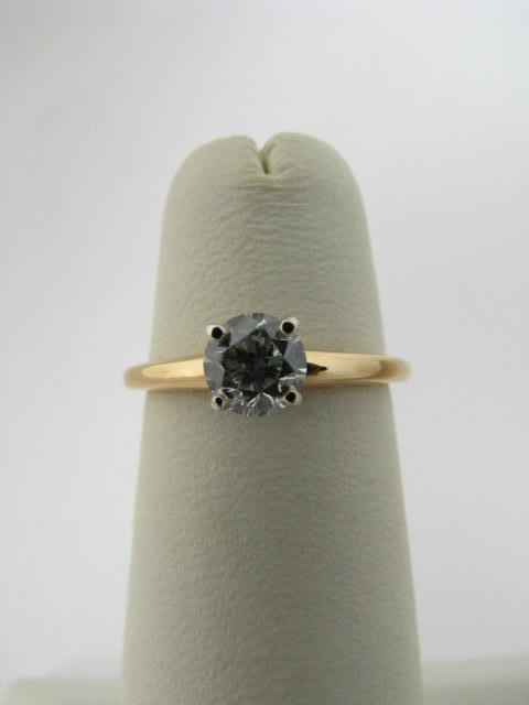 Appraisal: k white gold ct diamond solitaire - diamond is SI