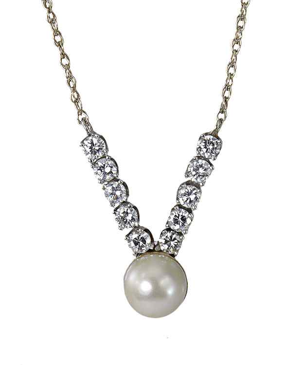 Appraisal: K GOLD DIAMOND AND PEARL NECKLACE K white gold necklace