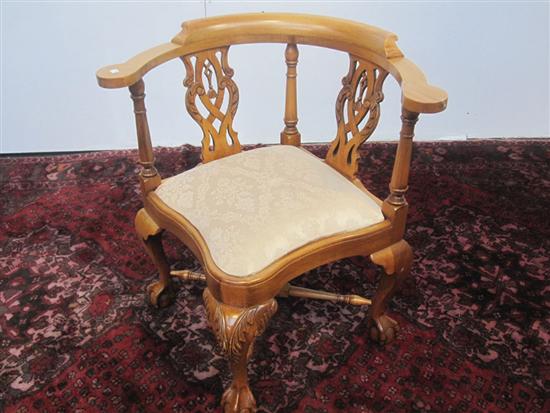 Appraisal: CORNER CHAIR A th C Chippendale style carved blonde mahogany