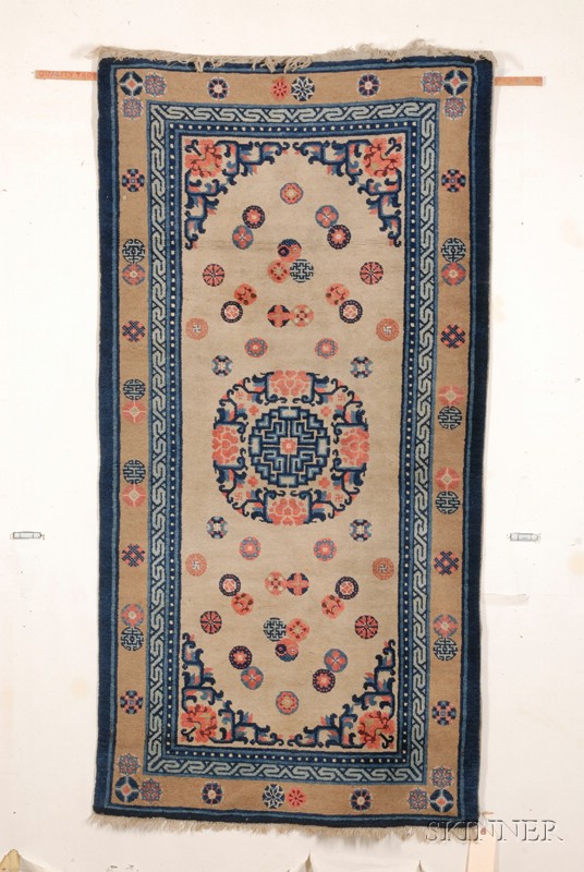 Appraisal: Chinese Rug second quarter th century ft x ft