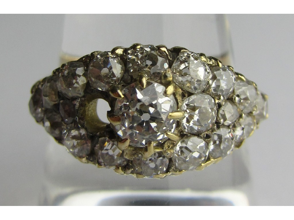 Appraisal: Victorian ct gold diamond cluster ring with nineteen old rose