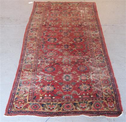 Appraisal: Mahal carpet west persia circa