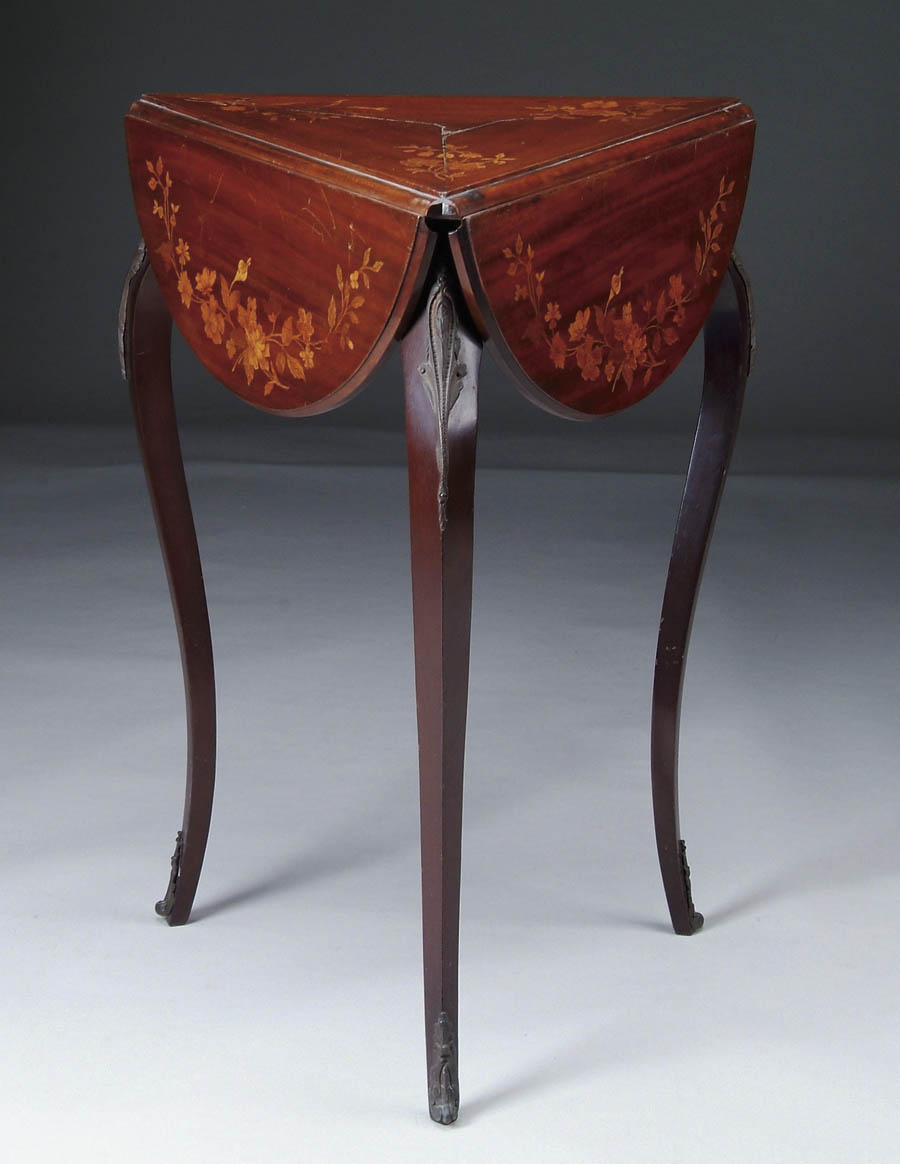 Appraisal: INLAID DROP LEAF CLOVER LEAF TABLE The triangular top has