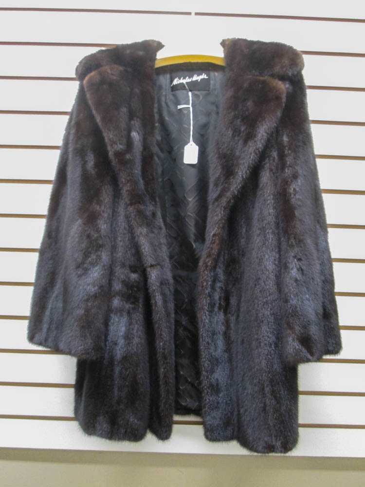 Appraisal: LADY'S MINK COAT brown fur having two hook and eye