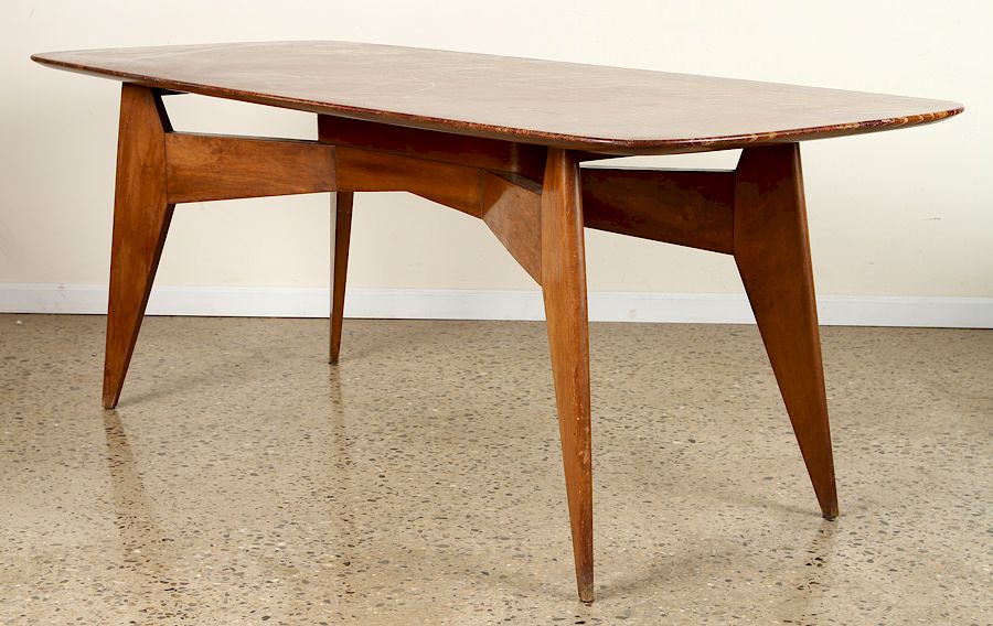 Appraisal: ELEGANT ITALIAN TABLE UNUSUAL STONE STOP A very elegant Italian