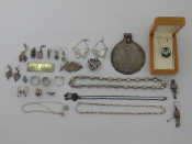 Appraisal: A mixed lot of silver jewellery including earrings pendants rings