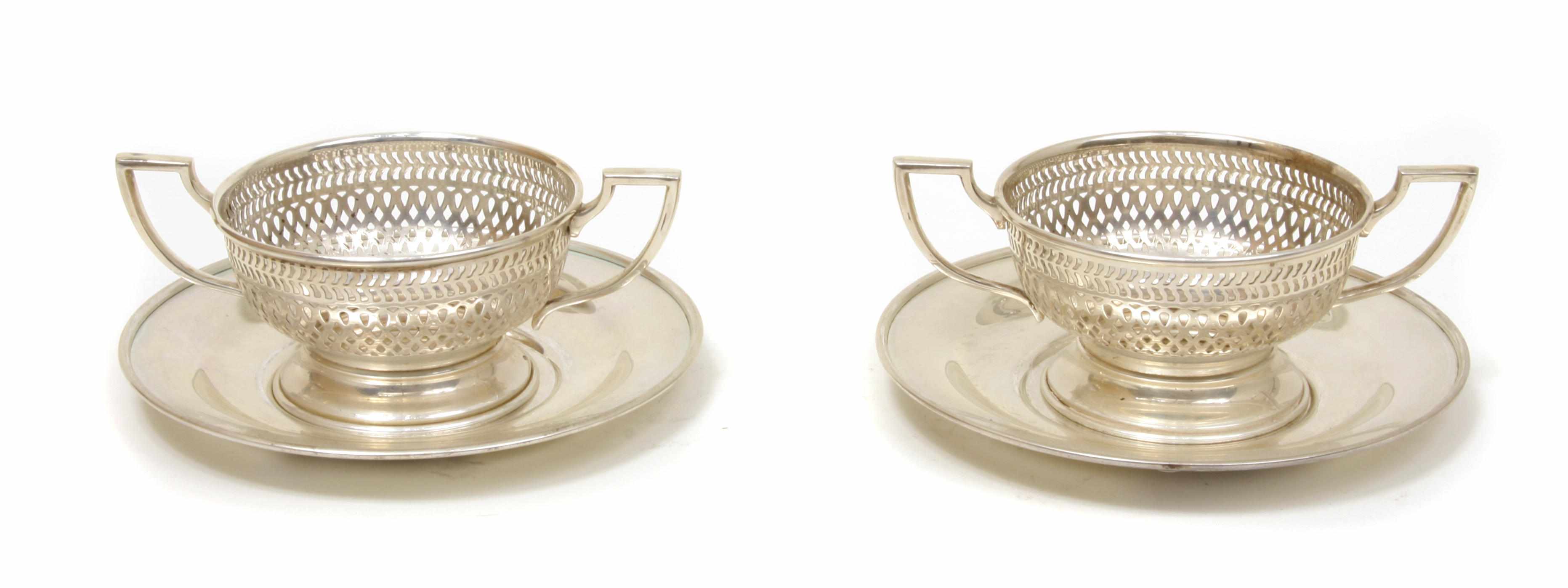 Appraisal: A set of fourteen American sterling silver bouillon cup frames