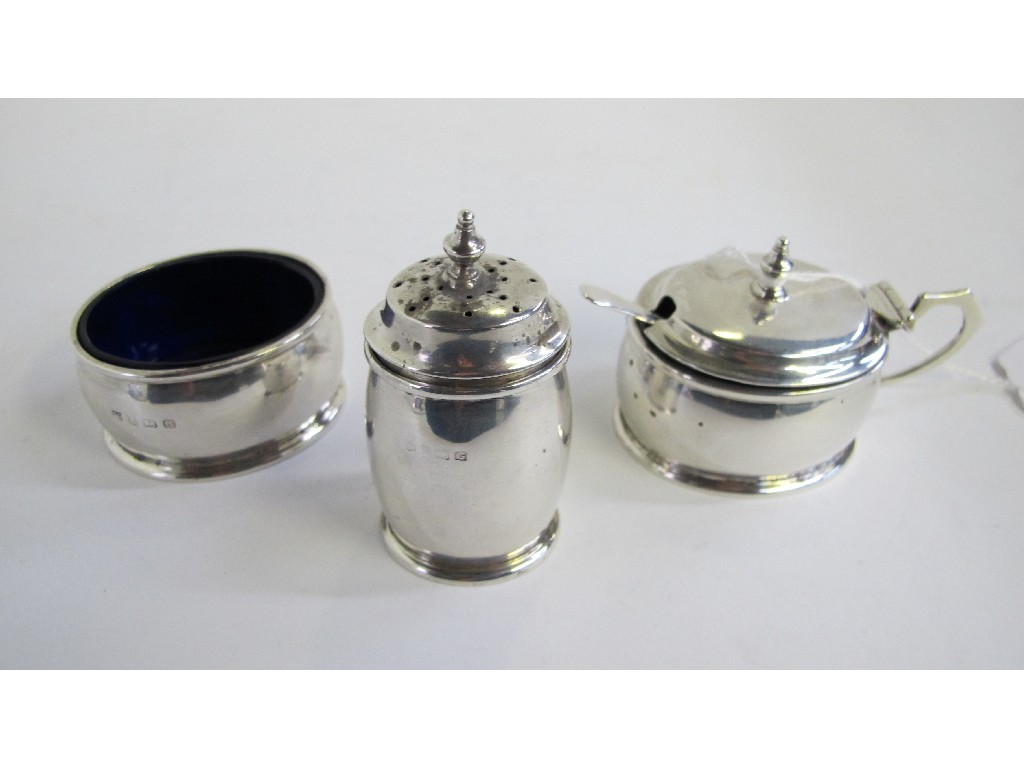 Appraisal: Three piece silver condiment set Birmingham