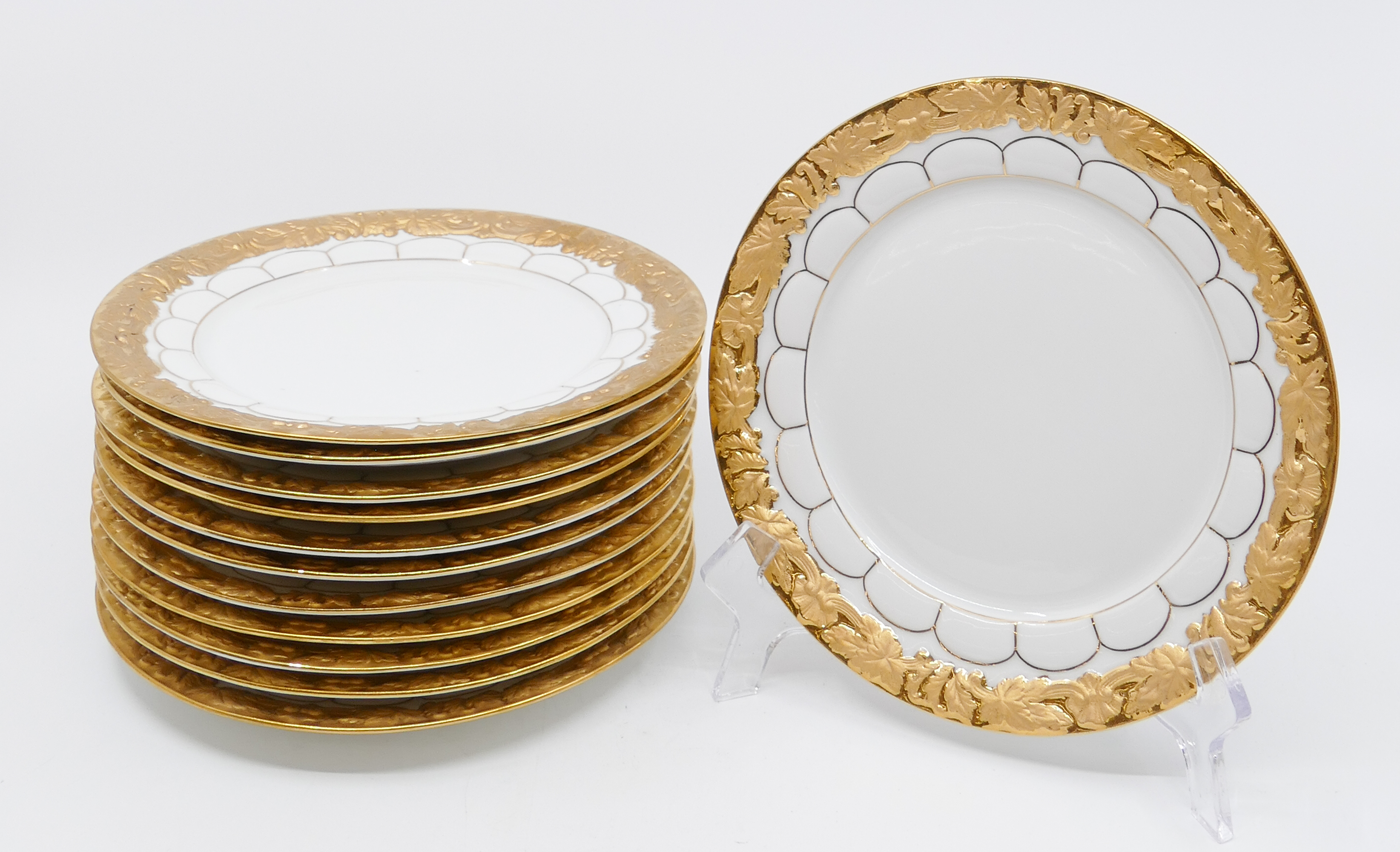 Appraisal: pc Meissen Opulent Golden Baroque Gold Leaf Porcelain Dessert Plates