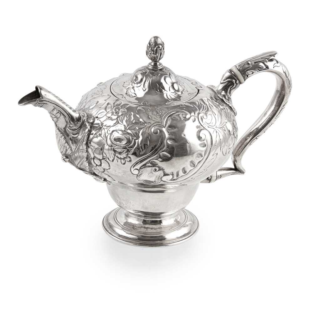 Appraisal: Y A WILLIAM IV TEAPOT William Hewitt London of inverted