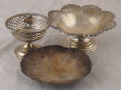 Appraisal: Silver A footed bonbon dish cm across Sheffield a footed