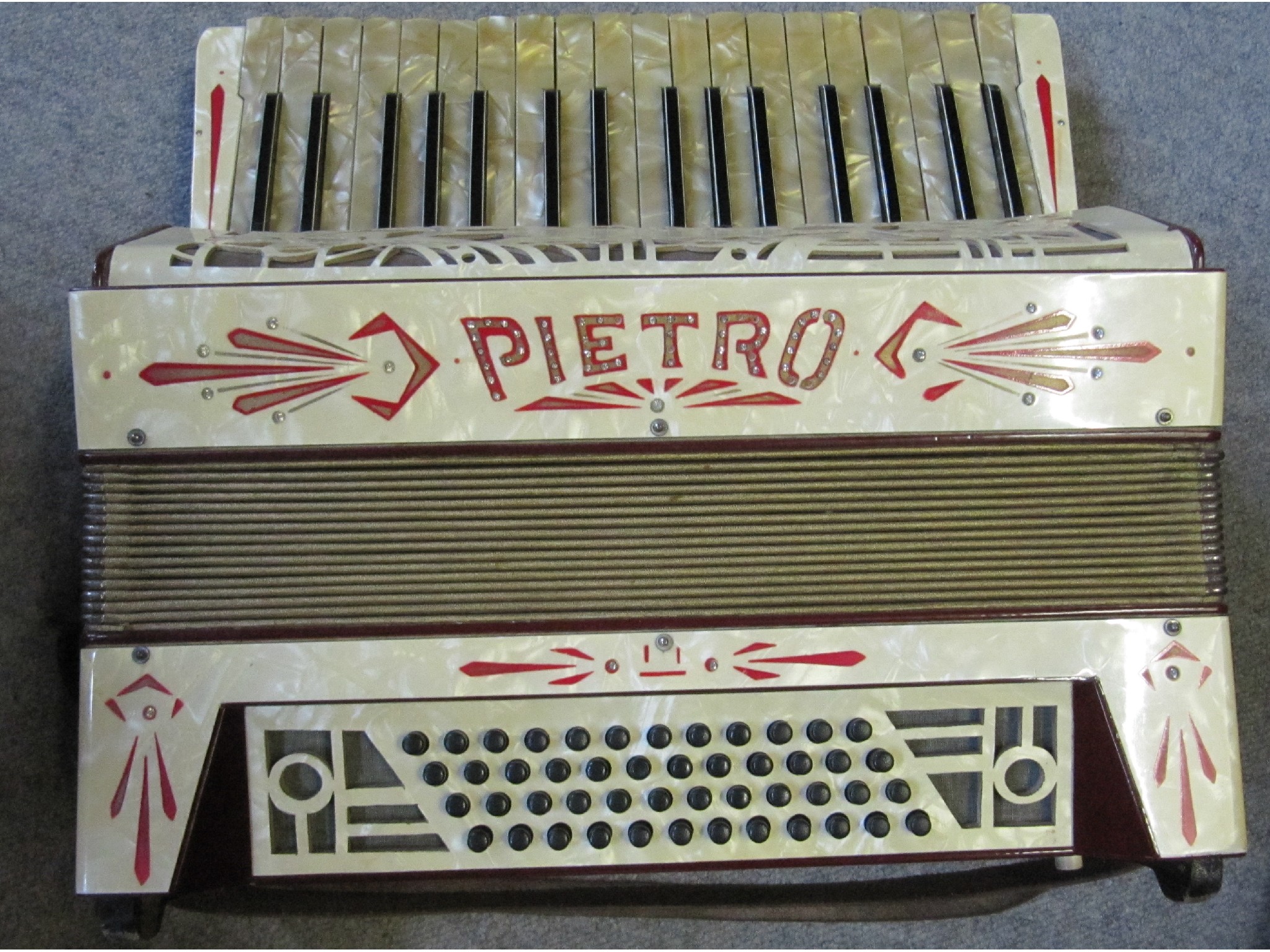 Appraisal: A Pietro accordion in case