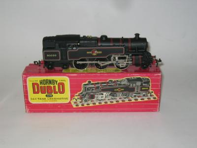 Appraisal: Hornby Dublo tank locomotive to bunker side one rear buffer