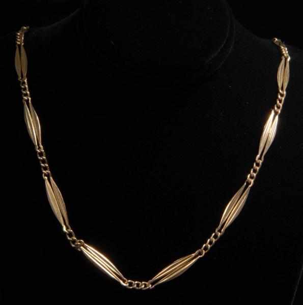 Appraisal: K Y Gold Necklace Description mm wide Weight dwt Condition