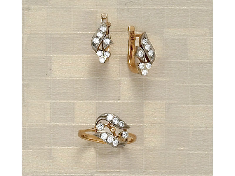 Appraisal: DIAMOND EARRINGS AND RING Rose gold set with lever back