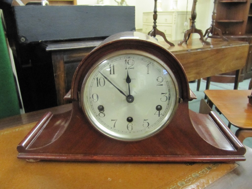 Appraisal: Mahogany mantle clock