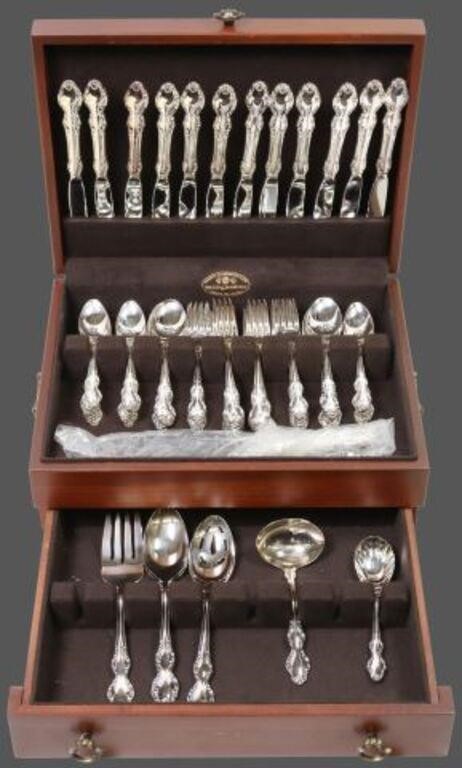 Appraisal: REED BARTON ENGLISH CROWN FLATWARE SERVICE lot of American silverplate