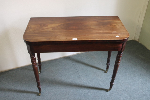 Appraisal: A TH CENTURY MAHOGANY FOLD-OVER CARD TABLE with plain D