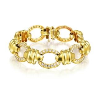 Appraisal: A Diamond and Gold Link Bracelet Crafted out of K