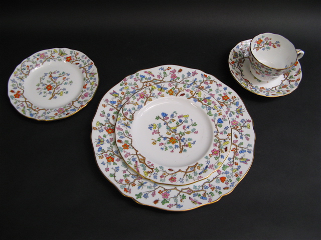 Appraisal: FIFTY PIECES SPODE PORCELAIN DINNERWARE in the Shanghai pattern dinner