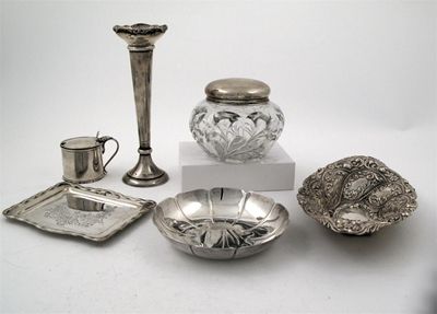 Appraisal: A mixed lot of modern silver a small mustard pot