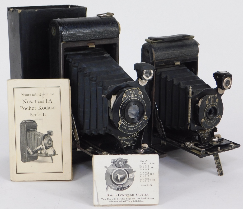 Appraisal: LOT OF KODAK FOLDING CAMERAS Lot of Kodak folding cameras