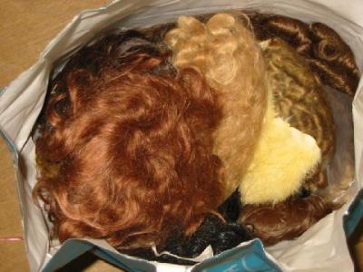 Appraisal: A quantity of dolls' wigs