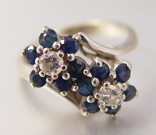 Appraisal: K DIAMOND SAPPHIRE RING K white gold ring contains round